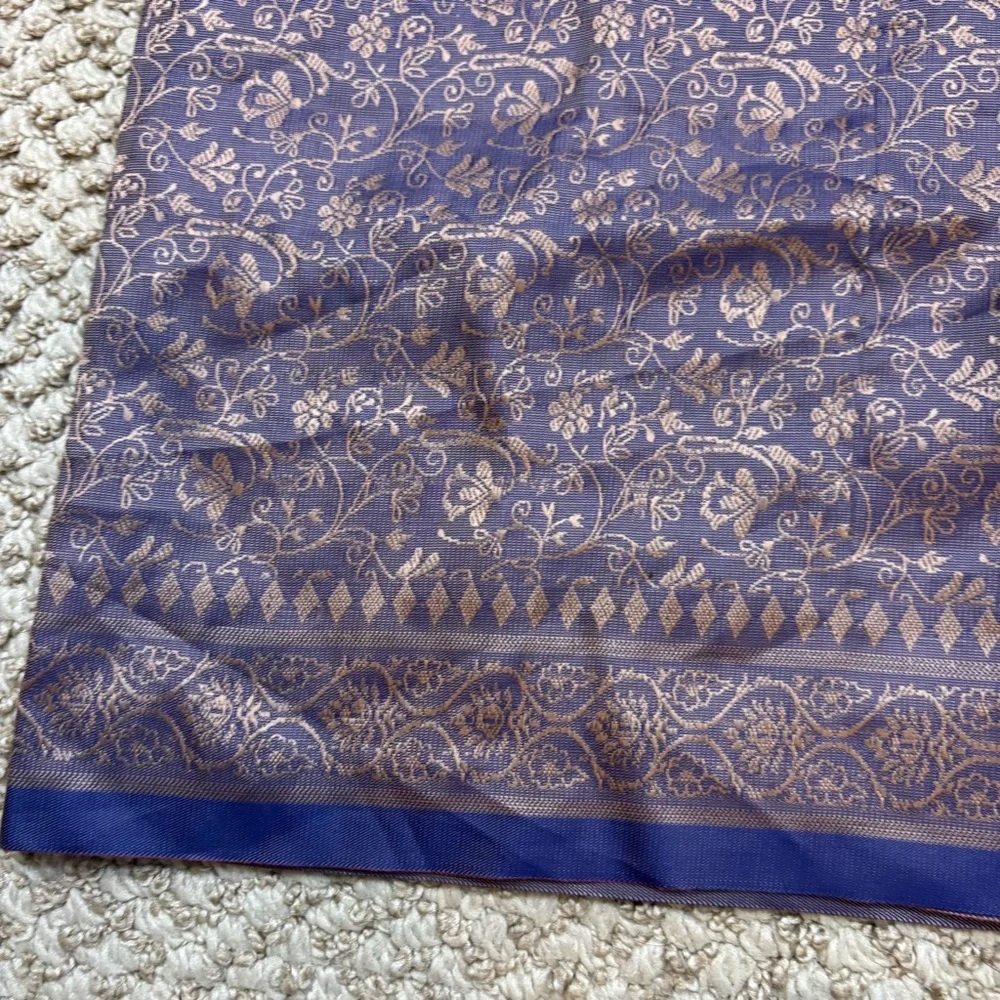 Brand New Bombay Store Artistic Silk Stole Gold‎ and Purple